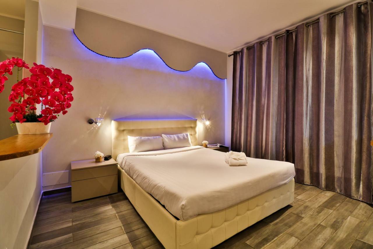 Hotel Restaurant De La Mer Golfe-Juan Zewnętrze zdjęcie